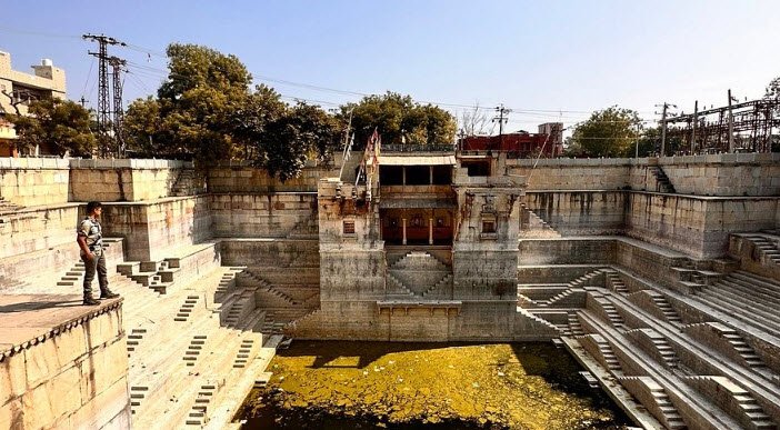 Dhabhai Kund, Bundi, Rajasthan - Vushii.com